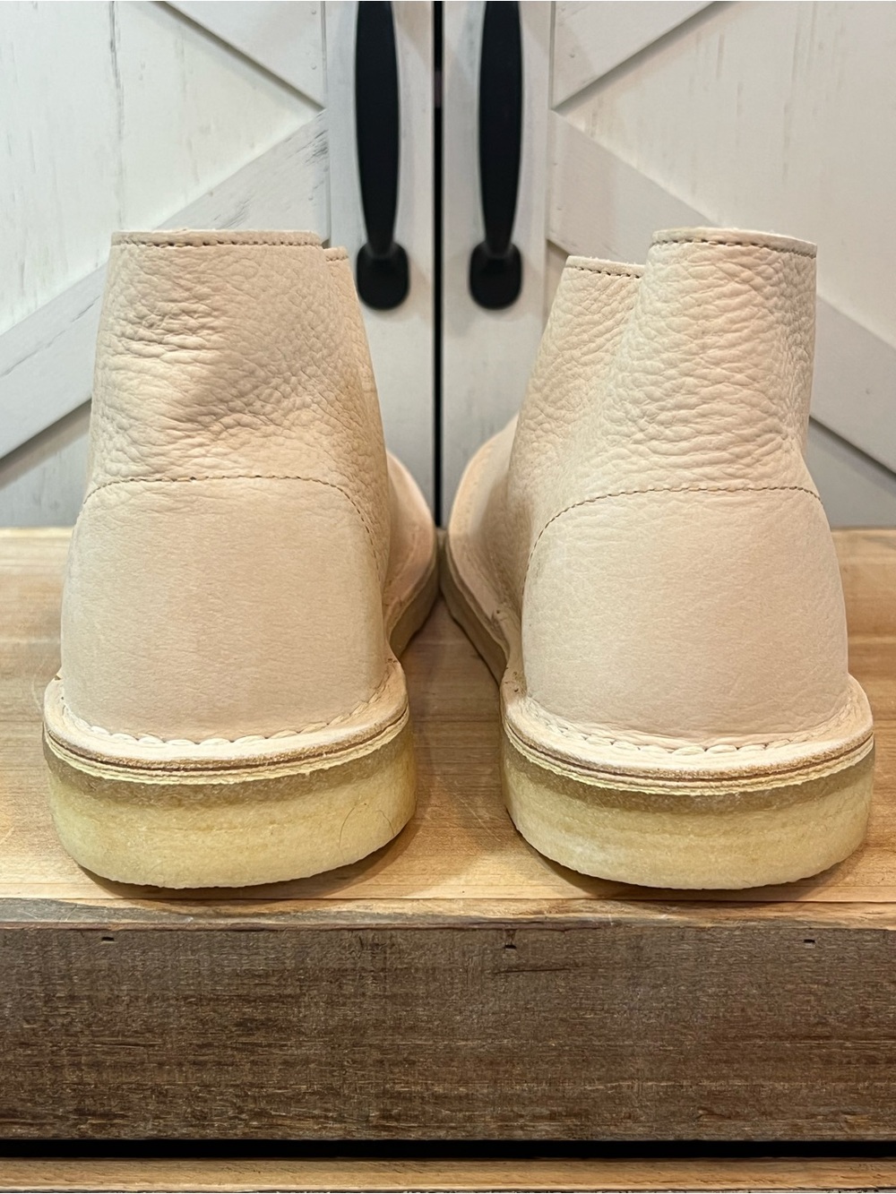 Clarks Originals Desert Boot Women’s Wheat Nubuck Leather Chukka Ankle Boots 8 - Picture 4 of 12